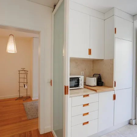 Sunny Terrace Lapa Santos Appartement Lissabon