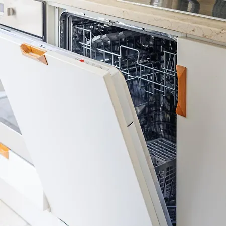 Sunny Terrace Lapa Santos ליסבון