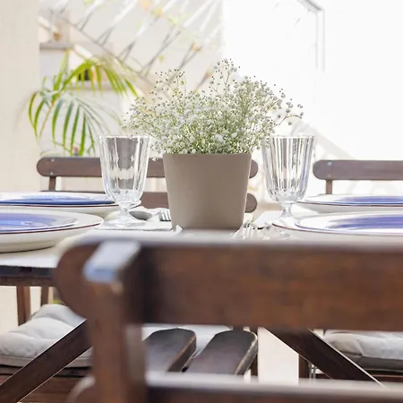 דירה Sunny Terrace Lapa Santos ליסבון