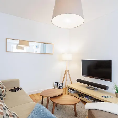 דירה Sunny Terrace Lapa Santos ליסבון